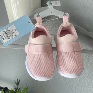 NWT- Cat and Jack Tennis Shoes - Size 5